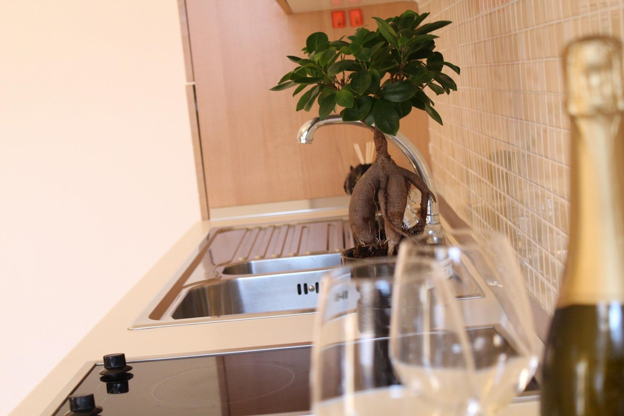 No Tag Urban Hotel Trani Ngoại thất bức ảnh