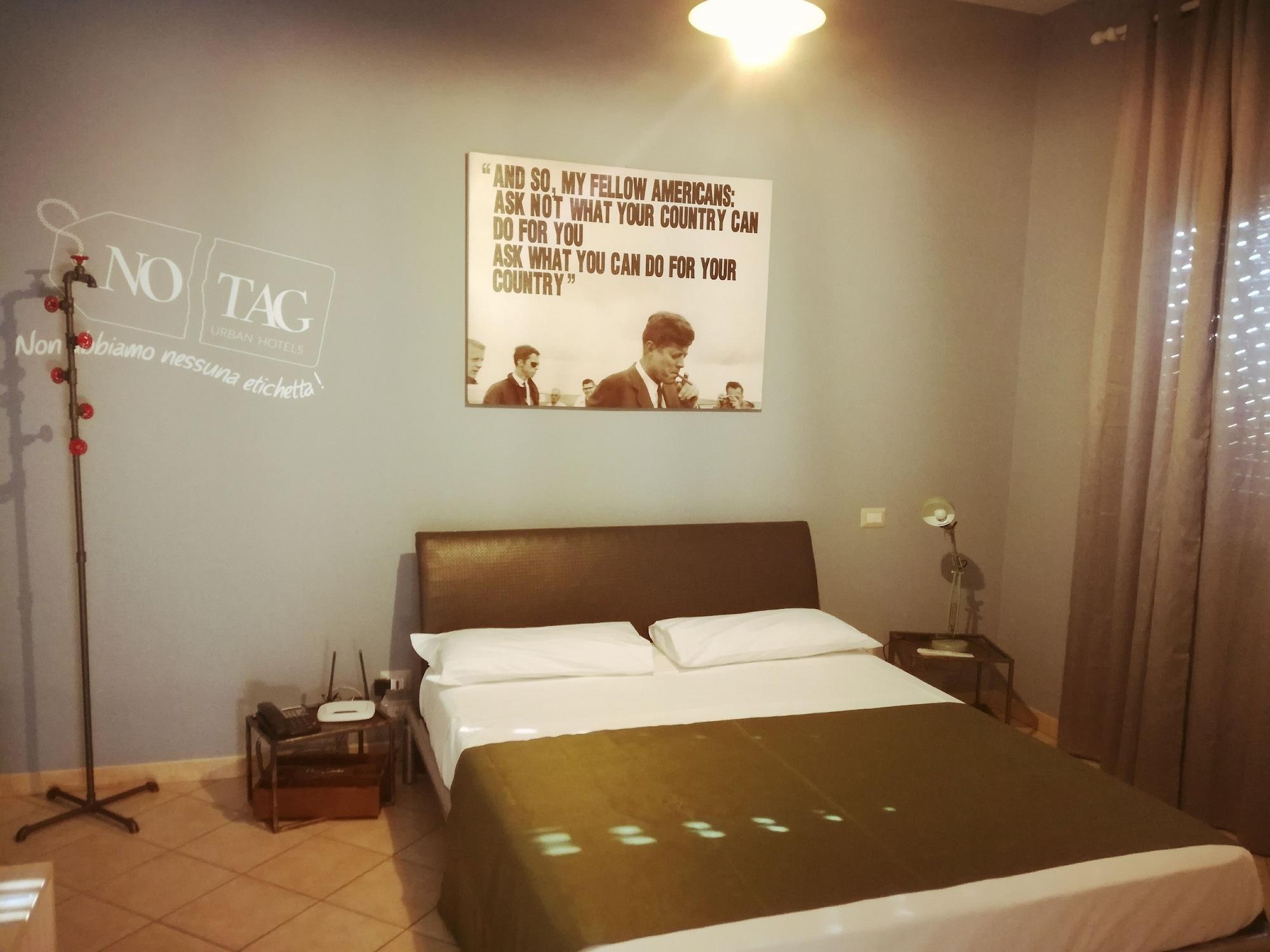 No Tag Urban Hotel Trani Ngoại thất bức ảnh