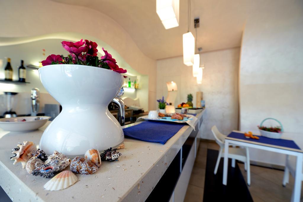 No Tag Urban Hotel Trani Ngoại thất bức ảnh