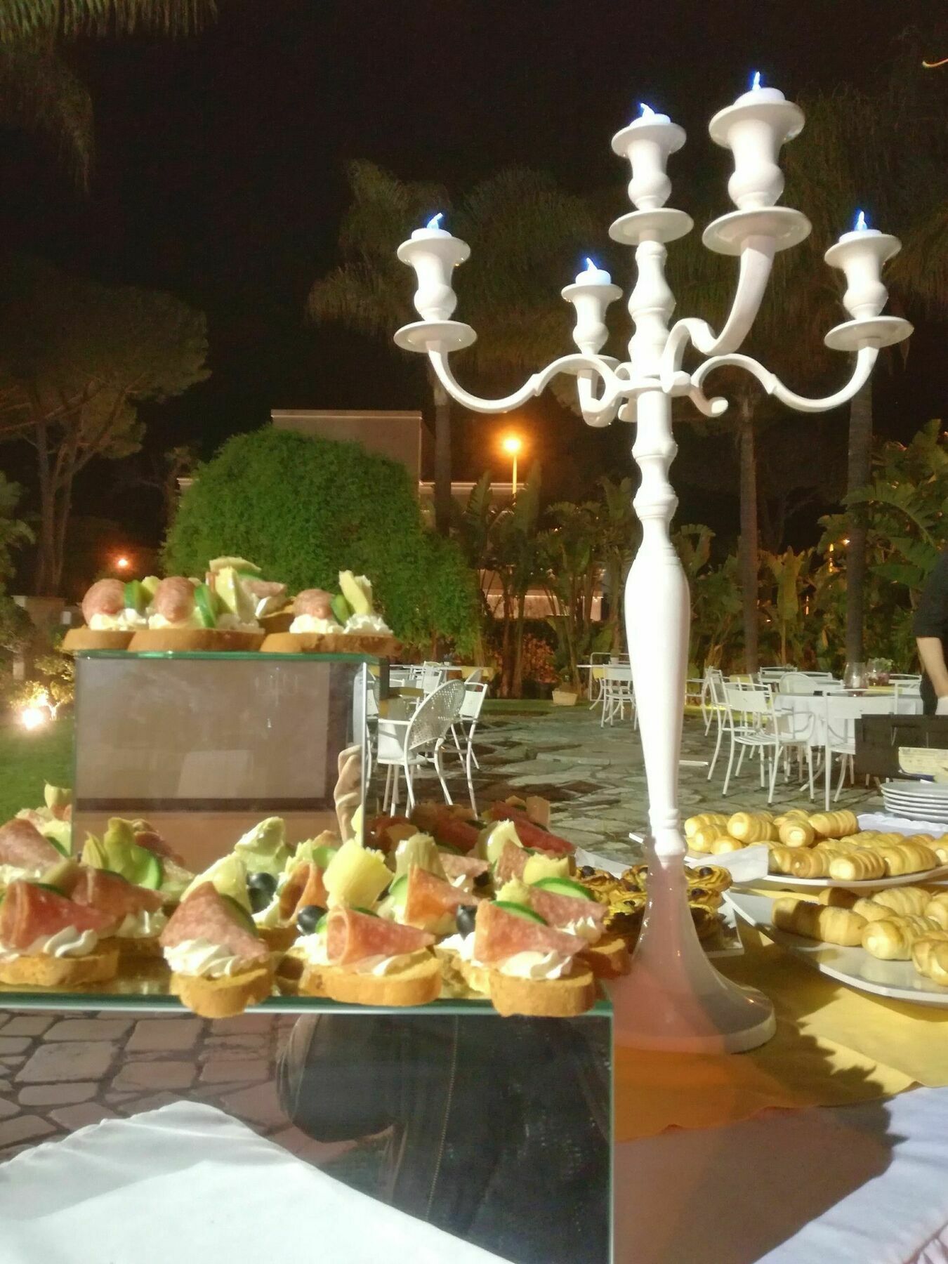 No Tag Urban Hotel Trani Ngoại thất bức ảnh