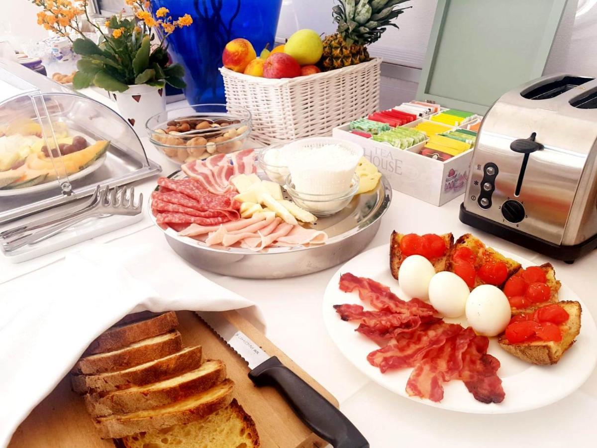No Tag Urban Hotel Trani Ngoại thất bức ảnh